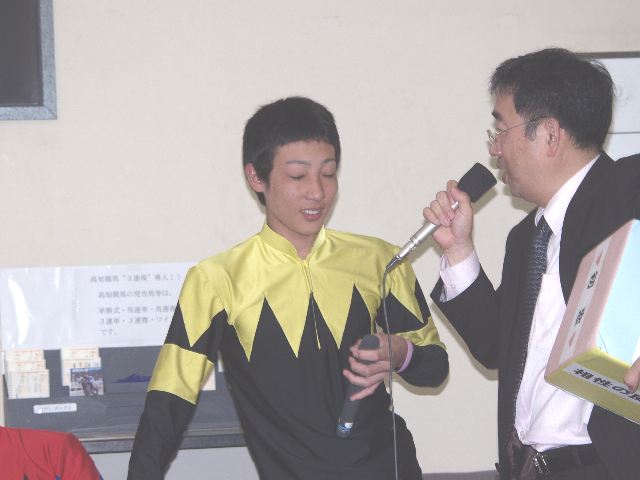 fan_jockey031.jpg