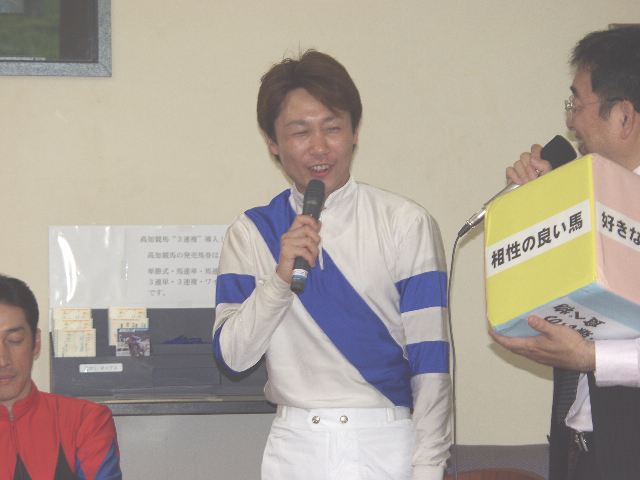 fan_jockey093.jpg