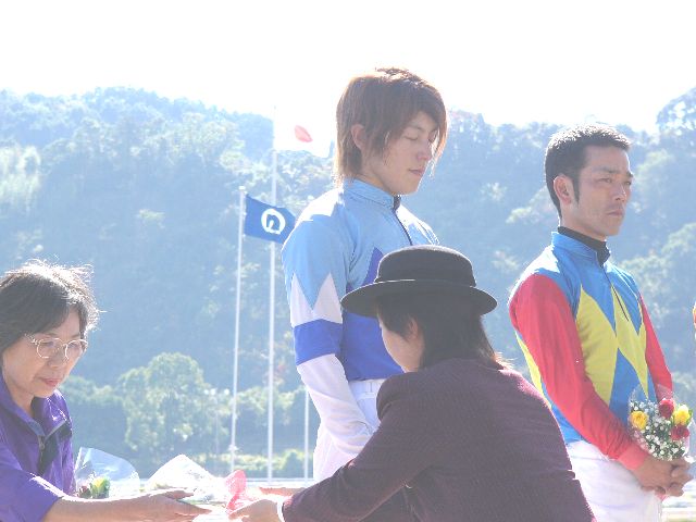 fukuyamajockey07.jpg